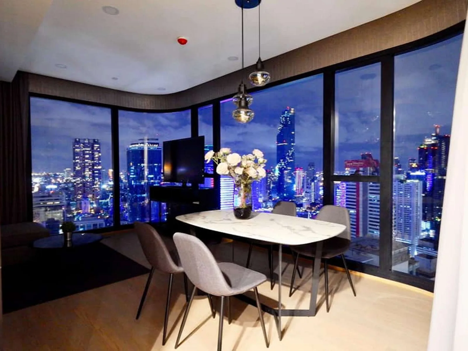 Ashton Chula - Silom — photo 1
