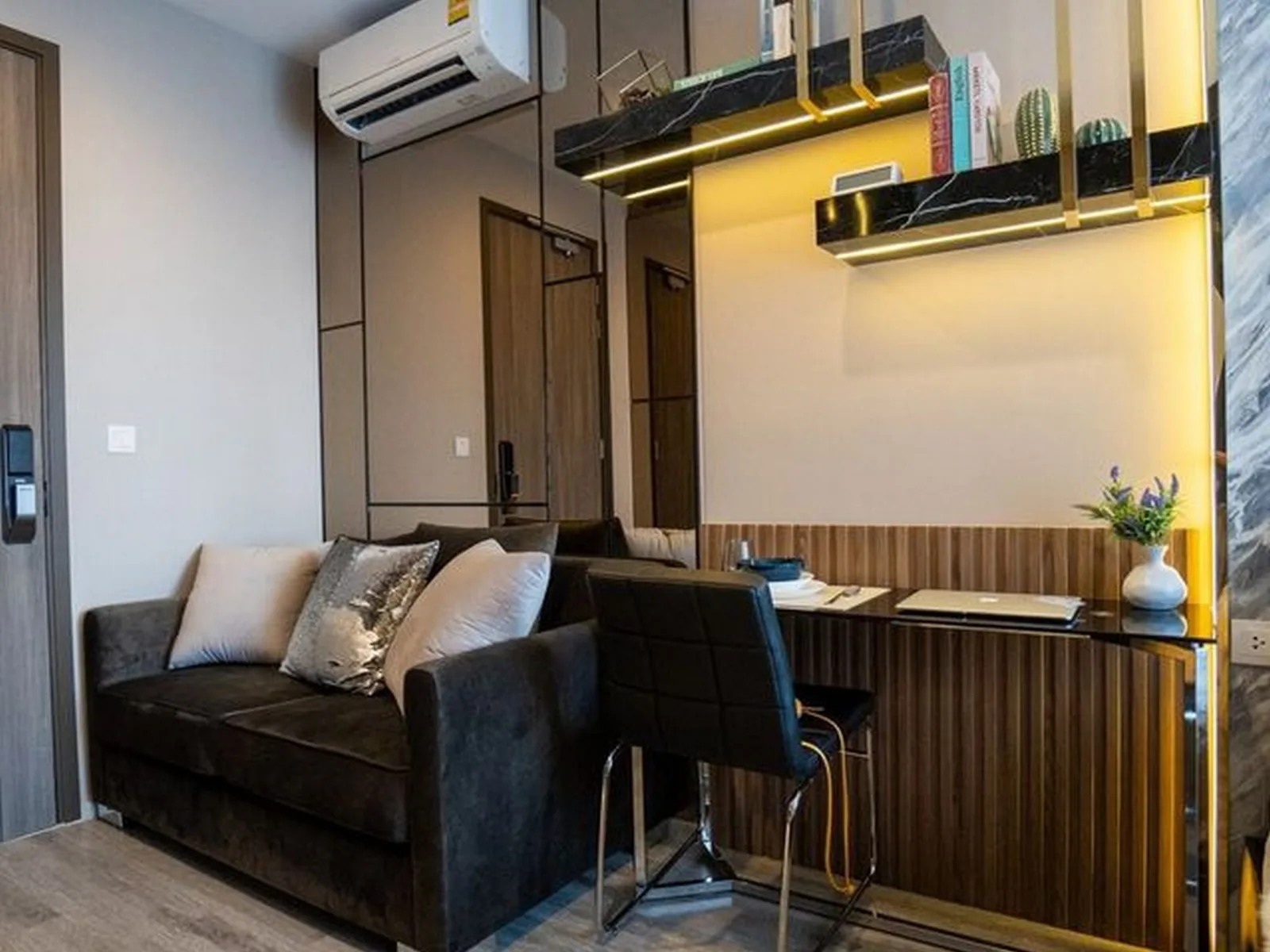 Ideo Mobi Asoke — photo 3