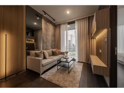 Laviq Sukhumvit 57