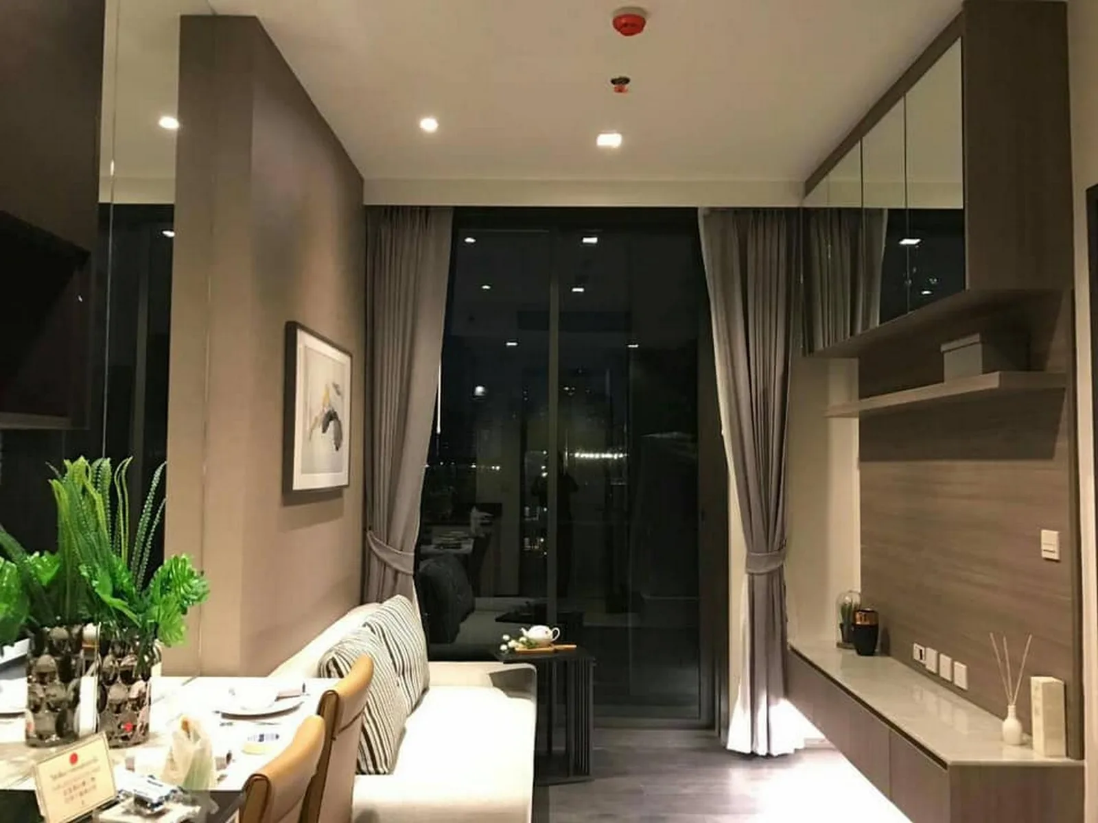 Edge Sukhumvit 23 — photo 2