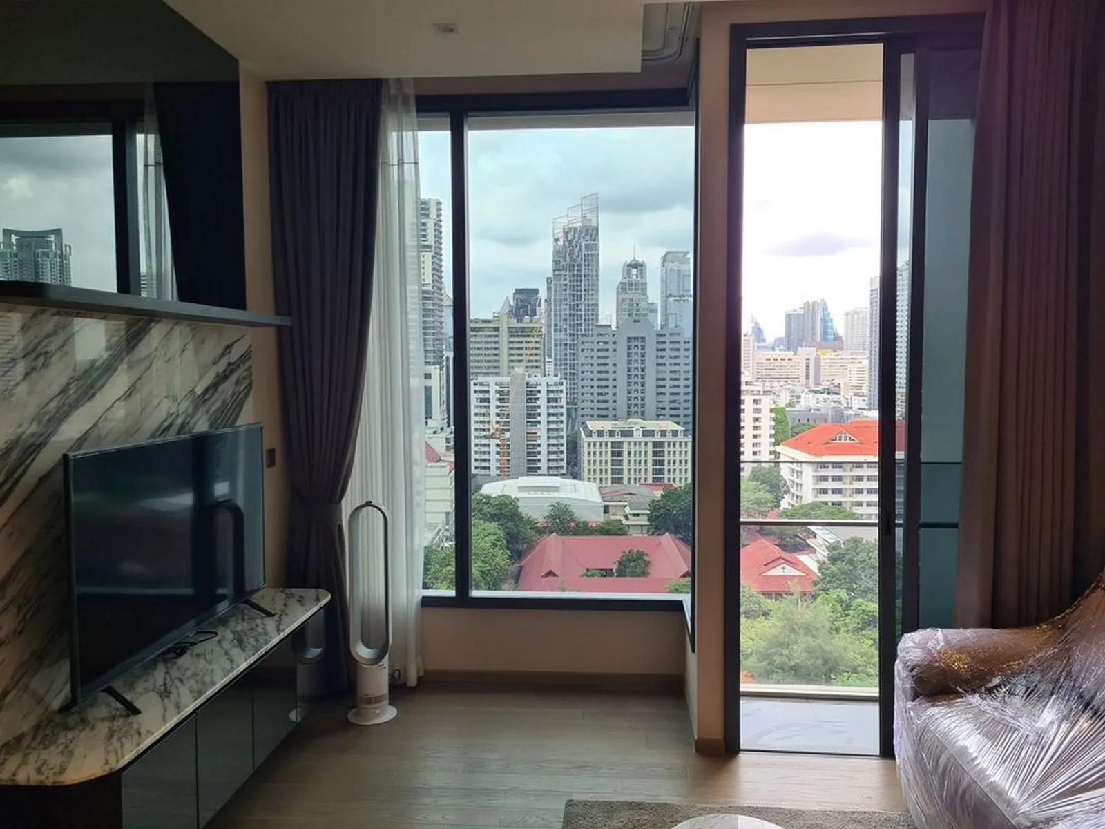 The Esse Asoke — photo 9