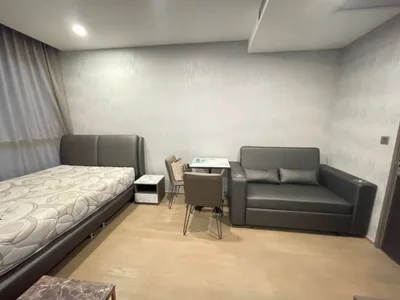 Ashton Chula - Silom