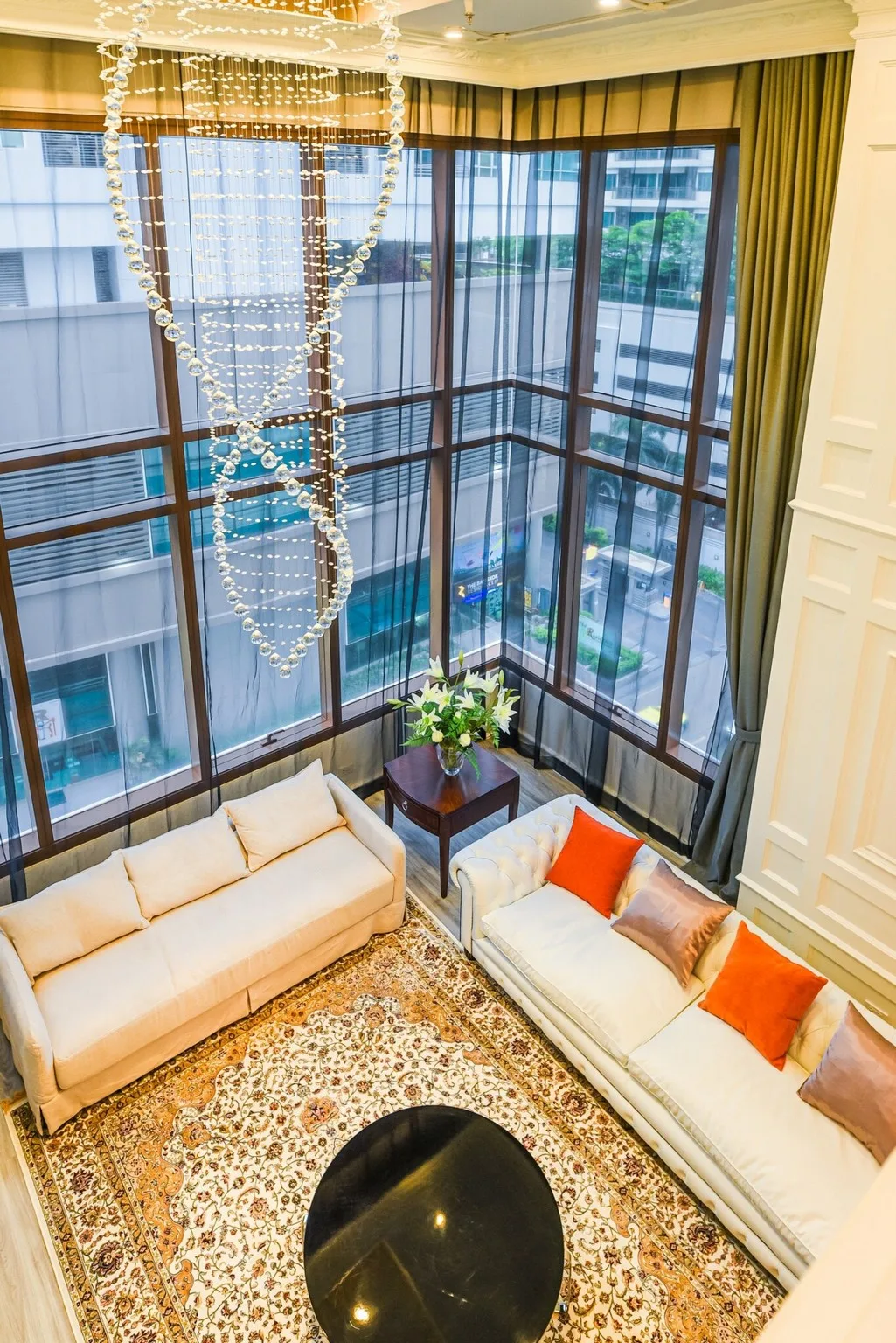 The Emporio Place — photo 1