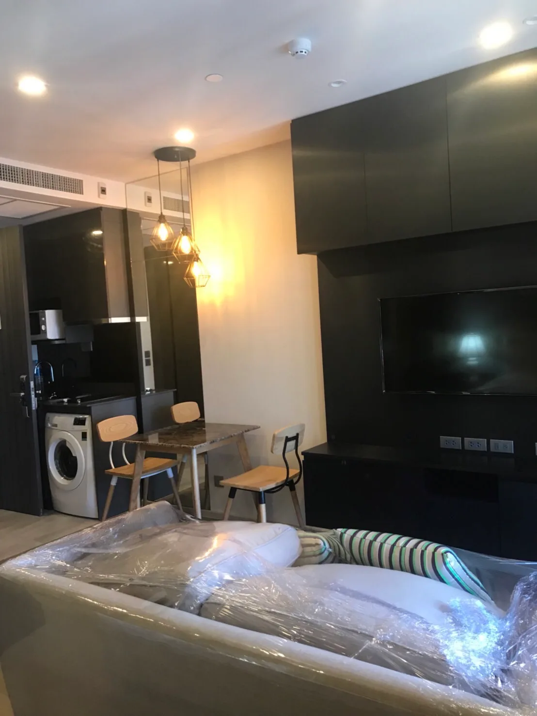 Ashton Asoke — photo 2
