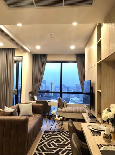 Ashton Chula - Silom