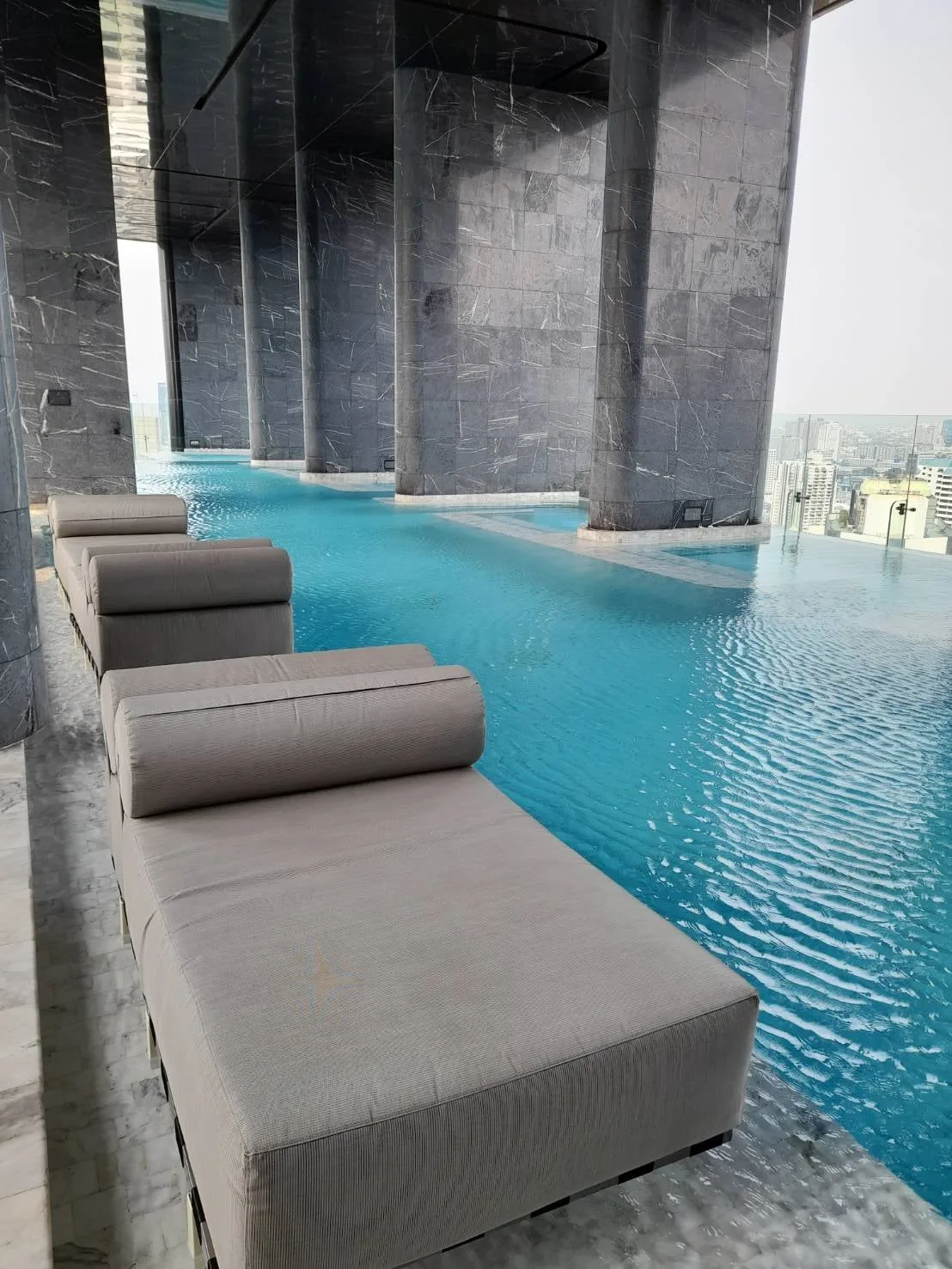 Ashton Asoke — photo 13