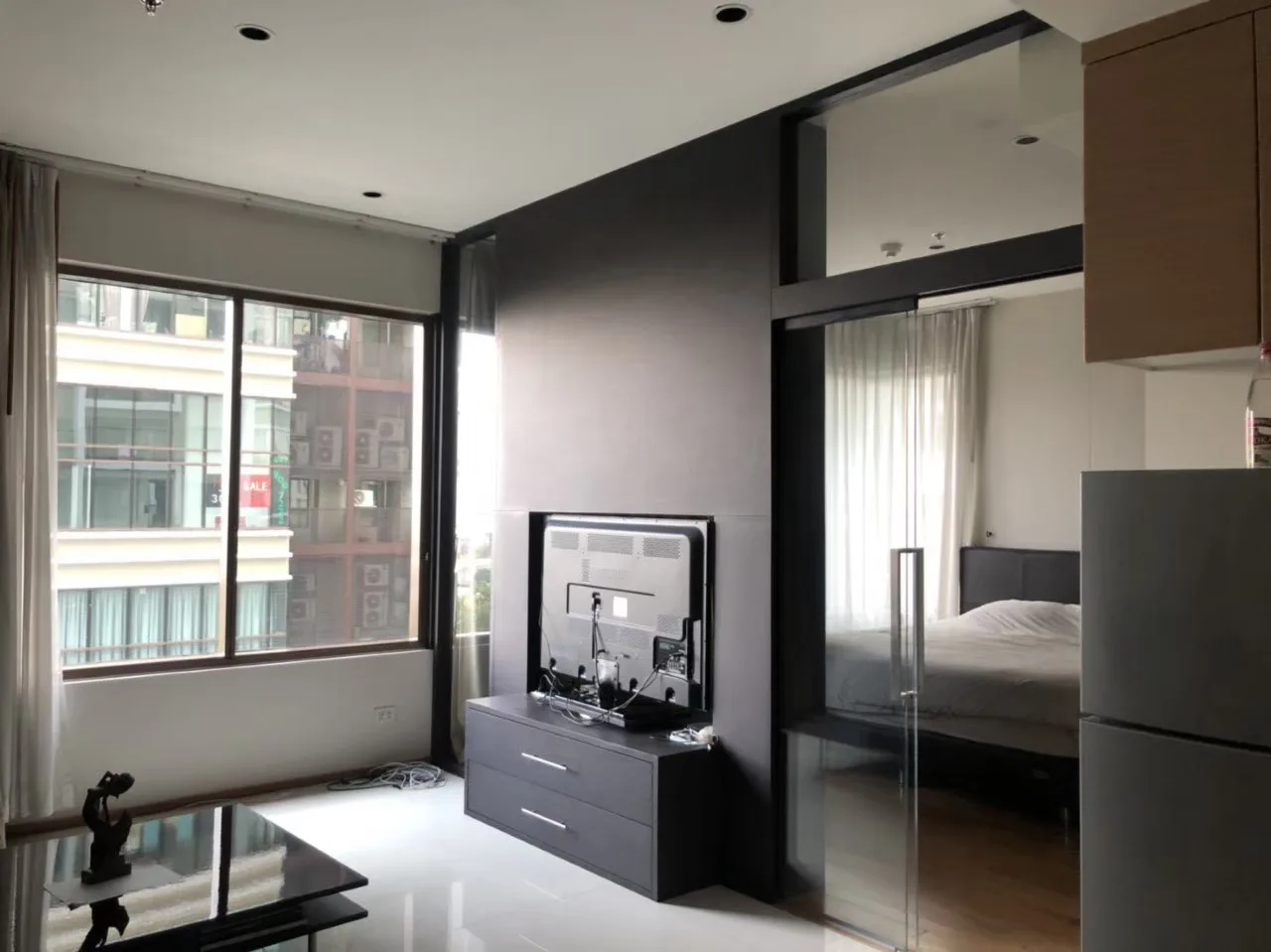 The Emporio Place — photo 1