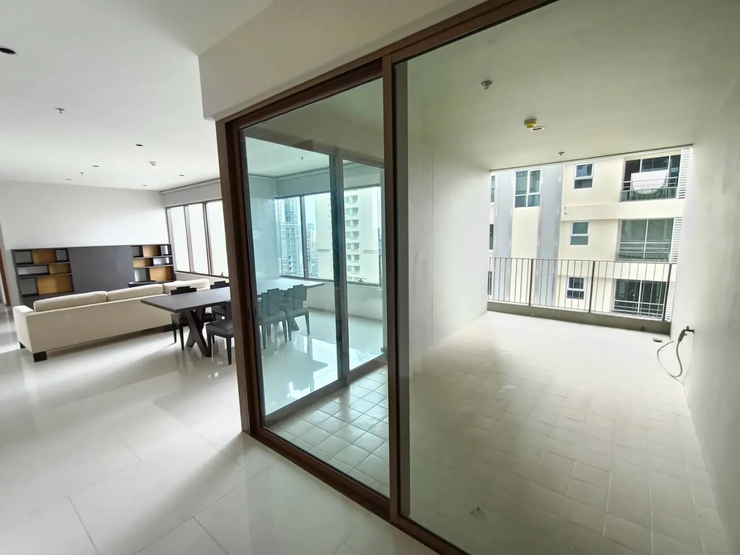 The Emporio Place — photo 4