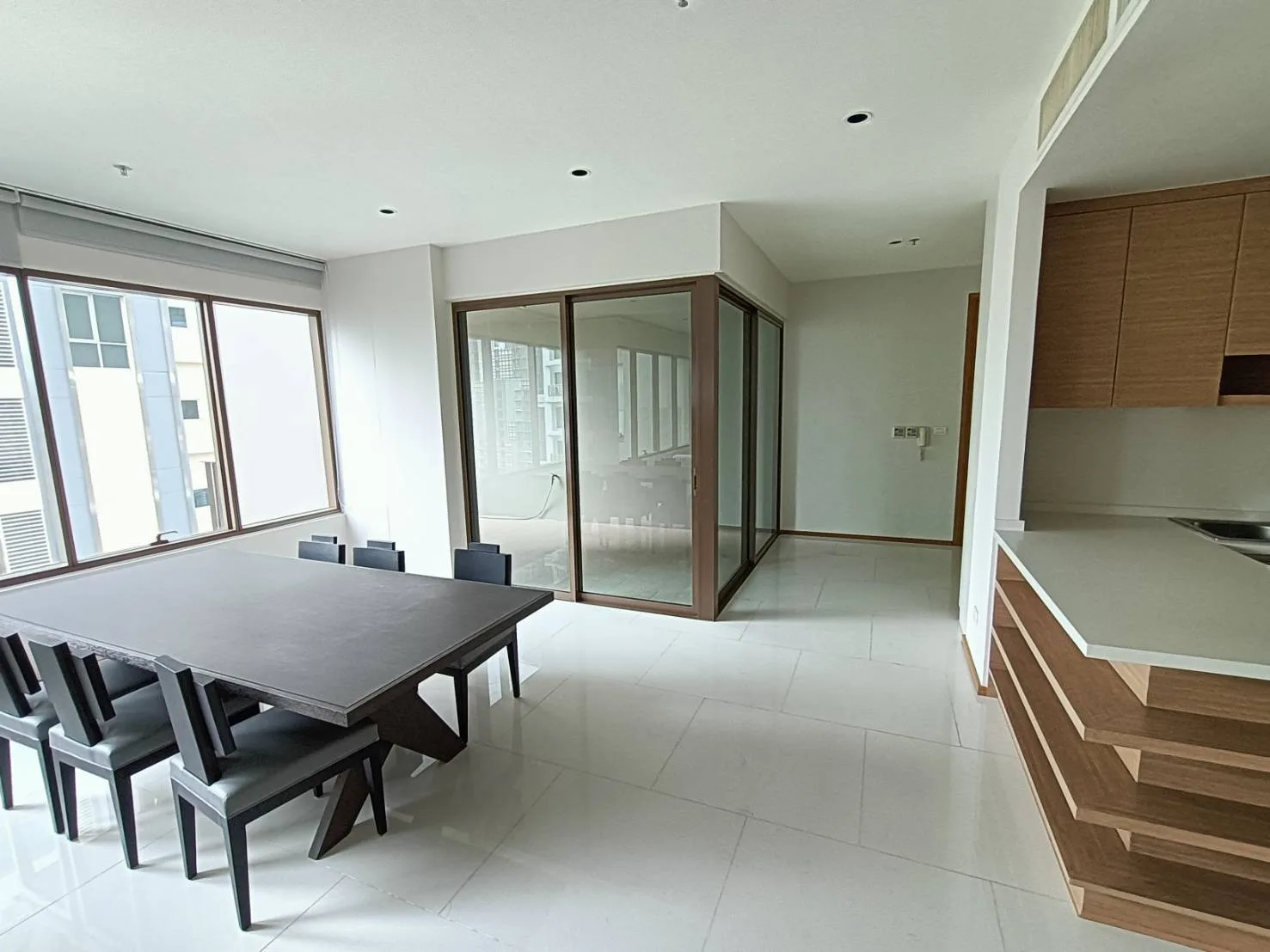 The Emporio Place — photo 5