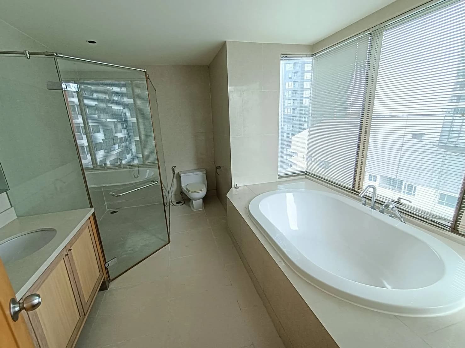 The Emporio Place — photo 10