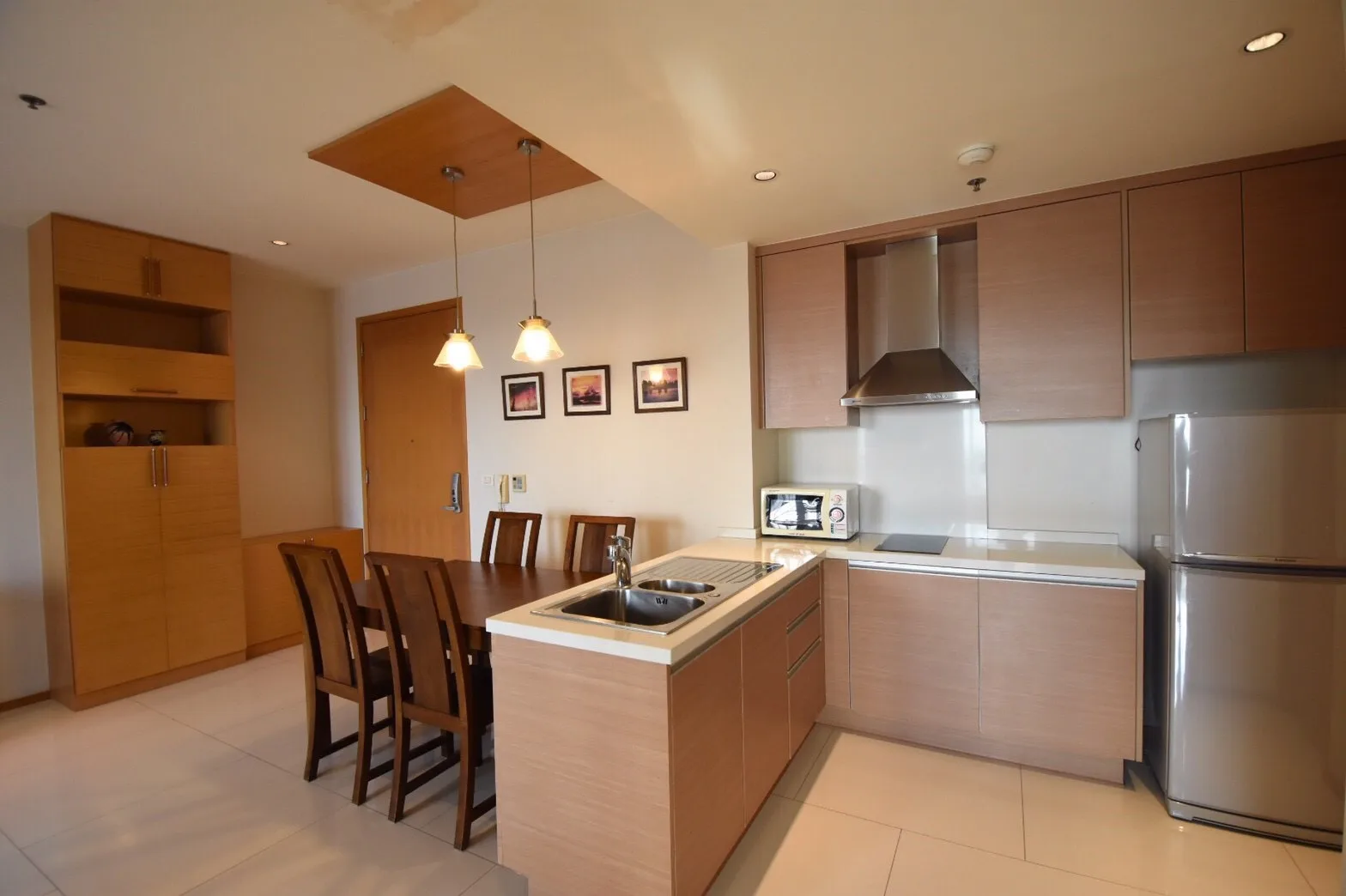 The Emporio Place — photo 8