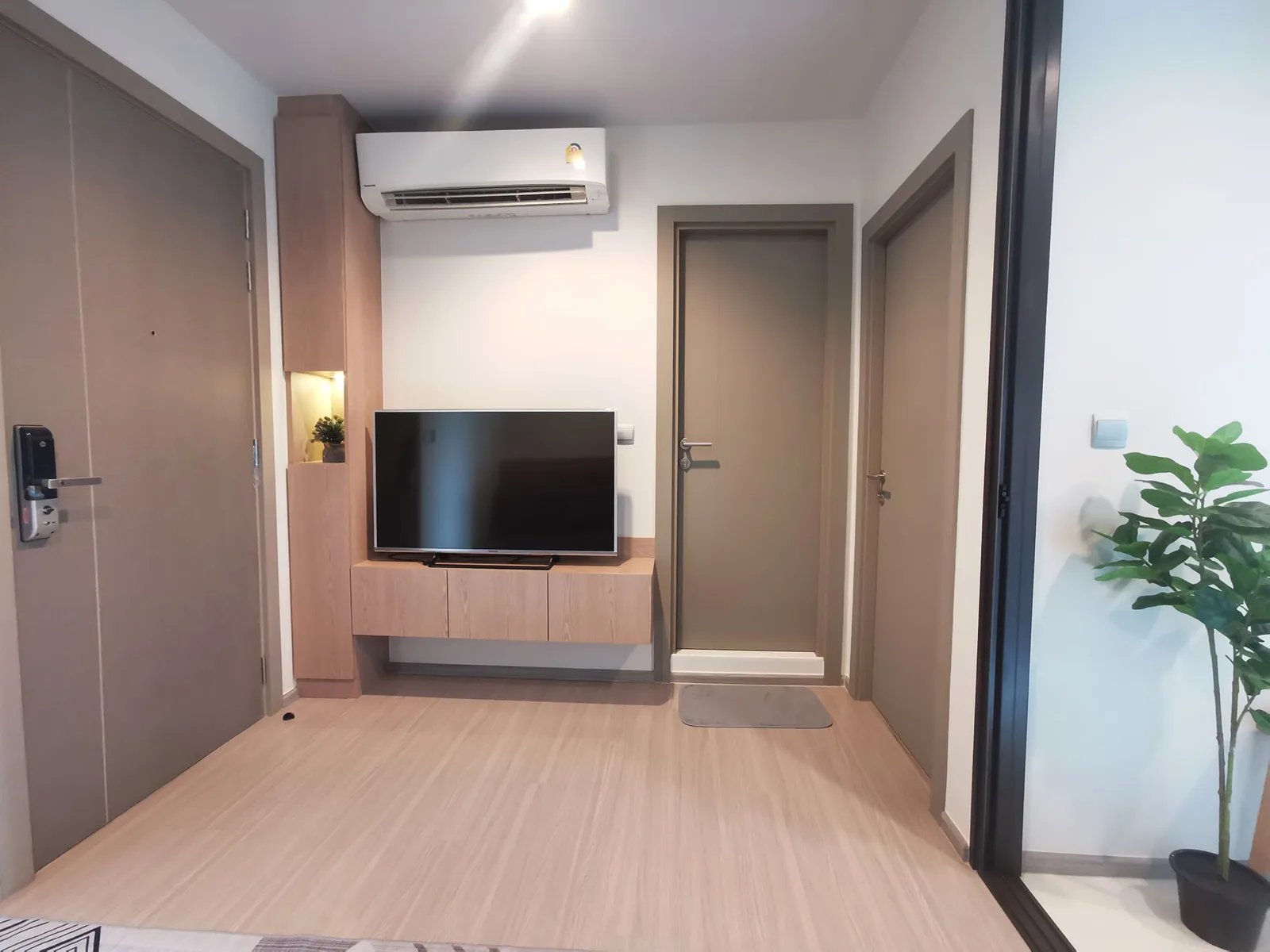 LIFE Asoke - Rama 9 — photo 2