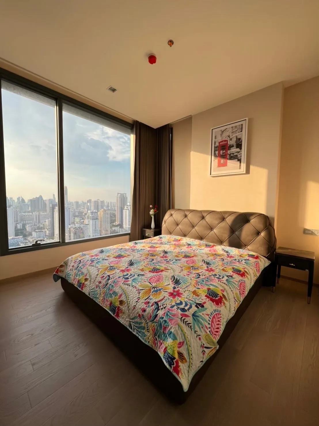 The Esse Asoke — photo 10