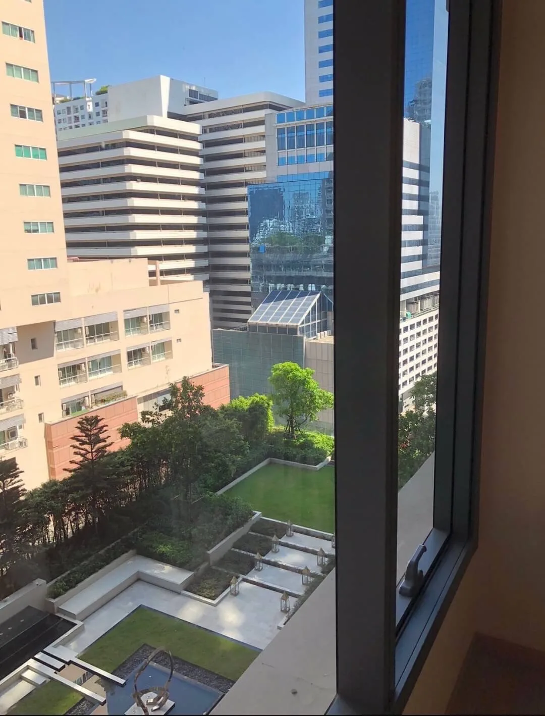 The Esse Asoke — photo 9