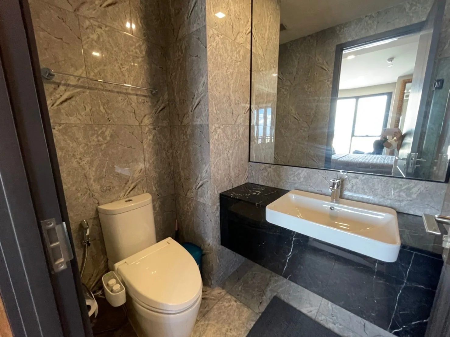 Ashton Asoke — photo 10