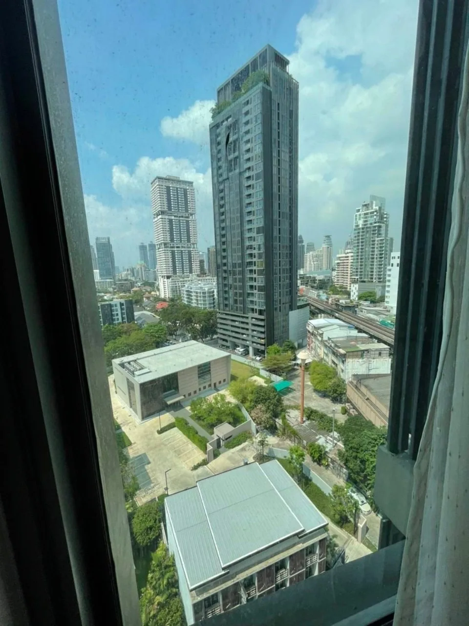 The Crest Sukhumvit 34 — photo 18