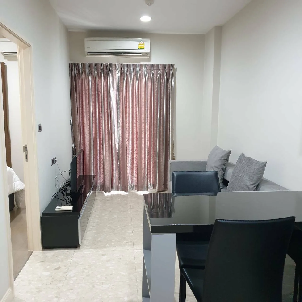 The Crest Sukhumvit 34 — photo 1