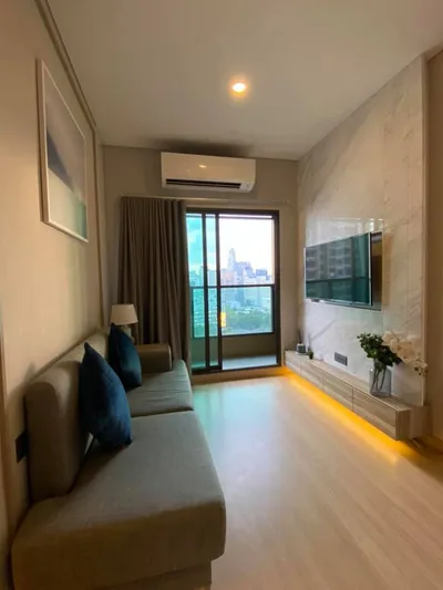 Lumpini Suite Phetchaburi - Makkasan