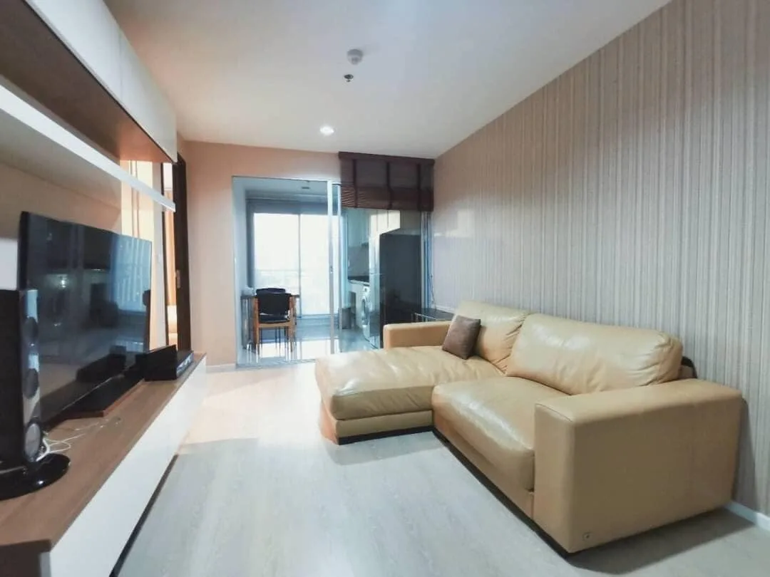 Rhythm Sathorn - Narathiwas — photo 1