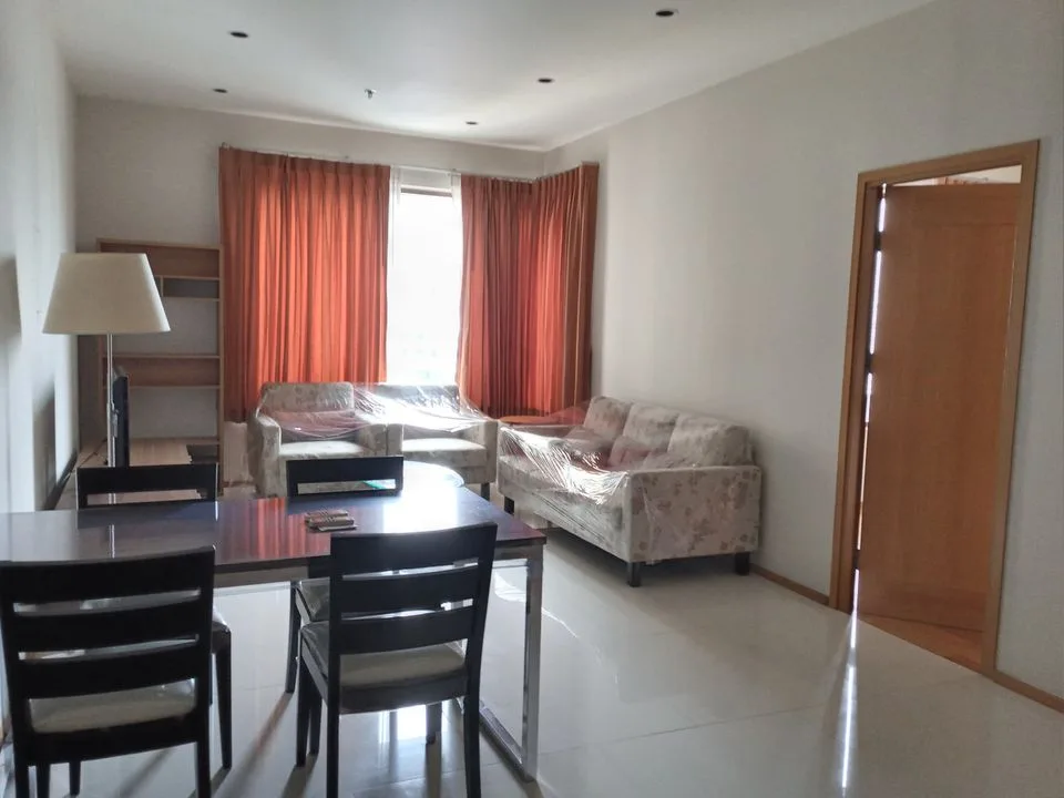 The Emporio Place — photo 1