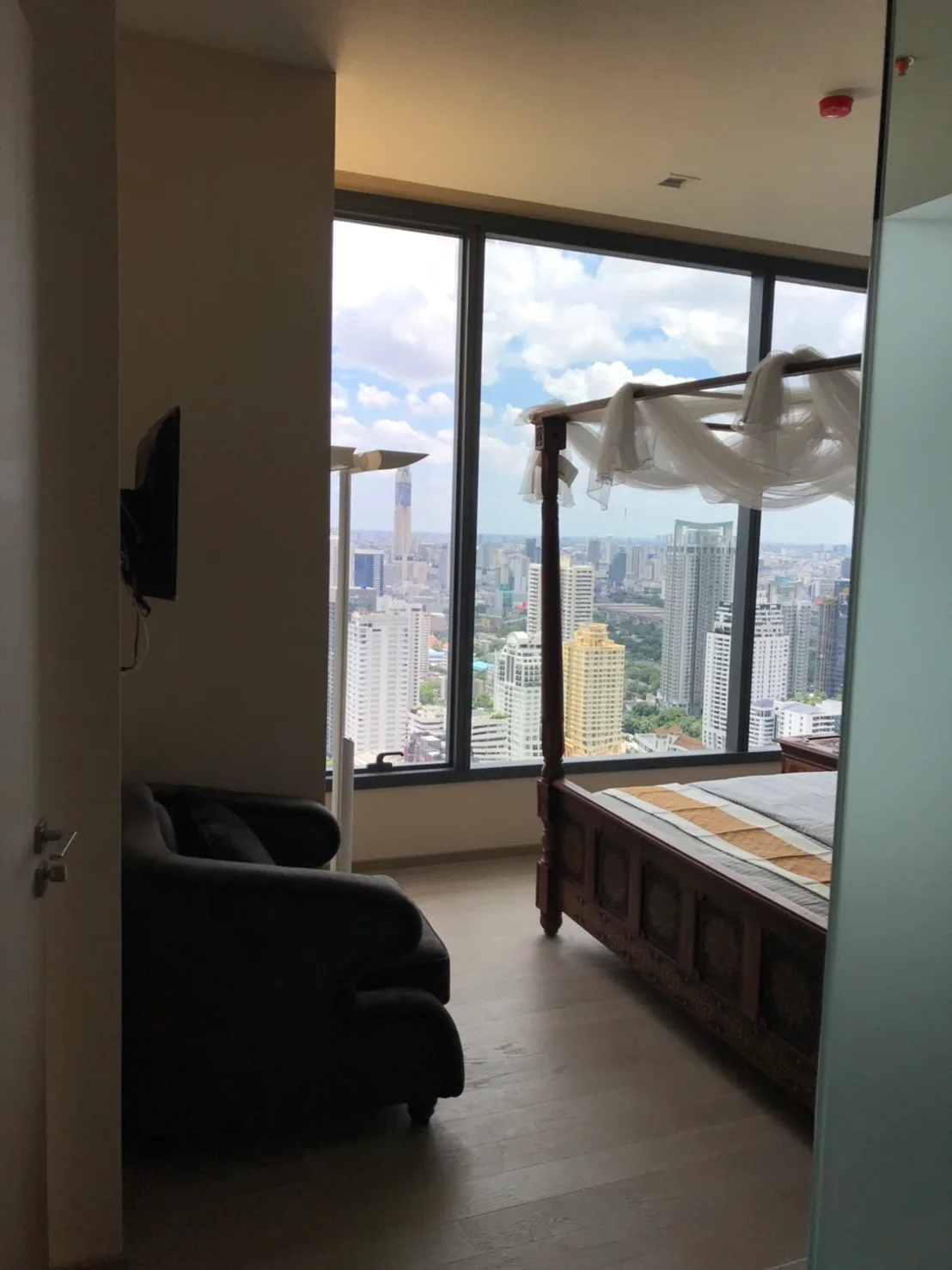 The Esse Asoke — photo 5