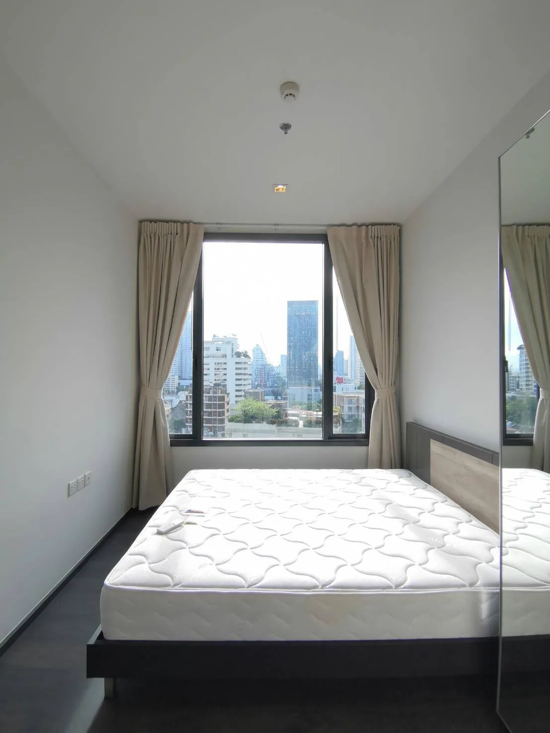 Edge Sukhumvit 23 — photo 5