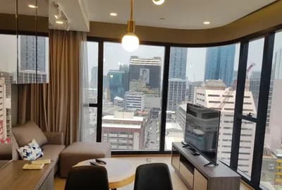 Ashton Chula - Silom
