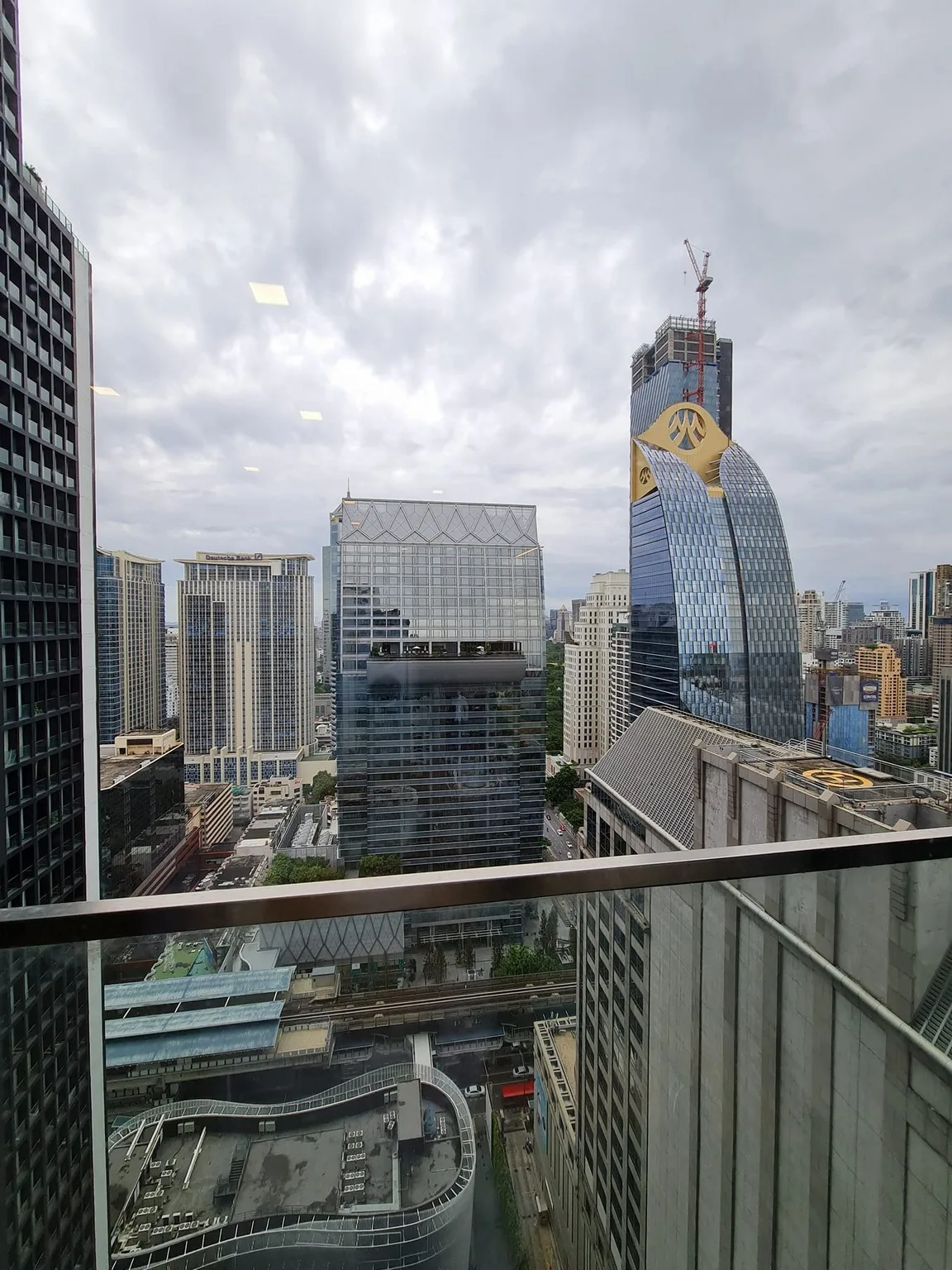 Noble Ploenchit — photo 12