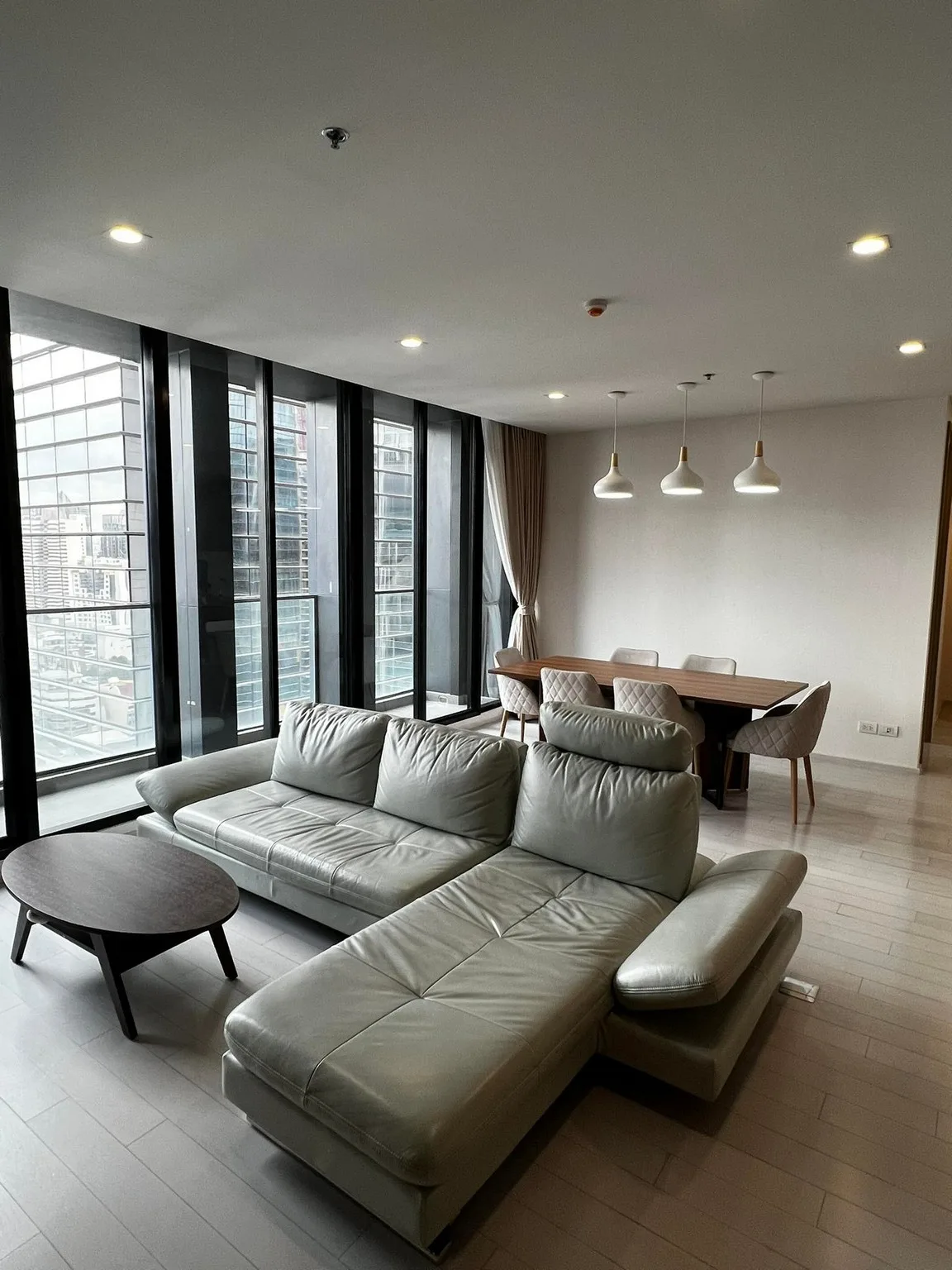 Noble Ploenchit — photo 1