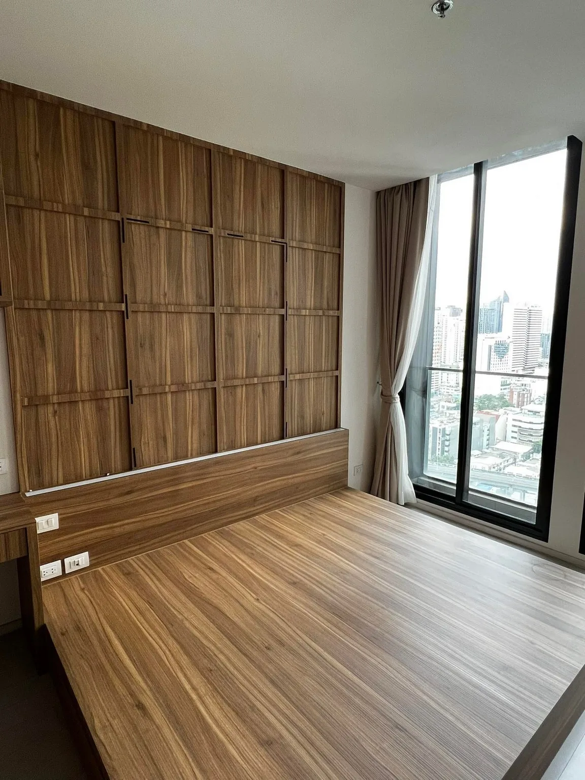 Noble Ploenchit — photo 6