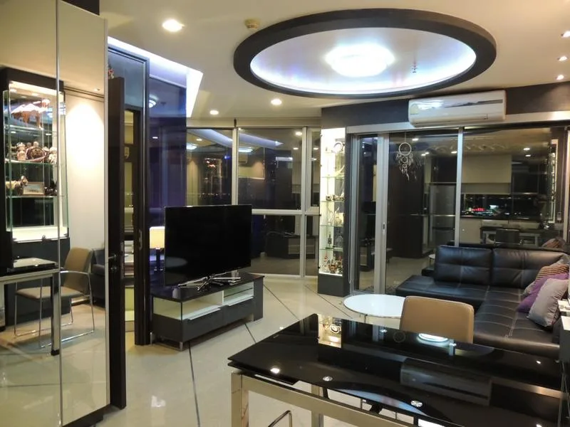 Sky Walk Condominium — photo 8