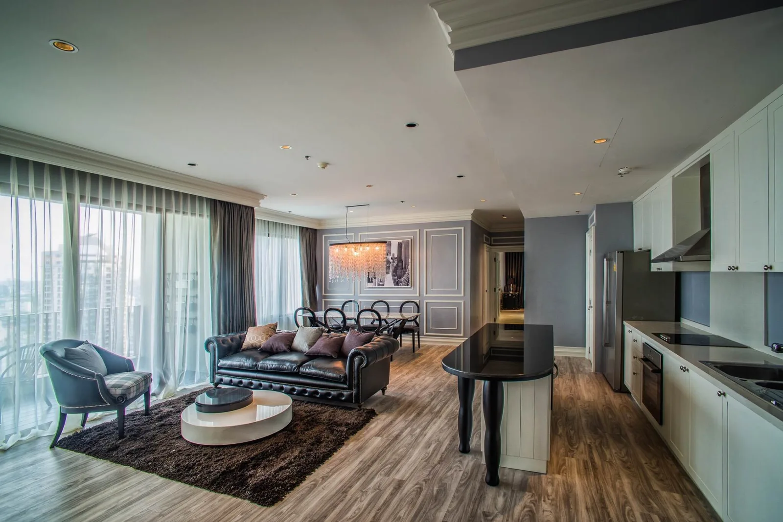 The Emporio Place — photo 2