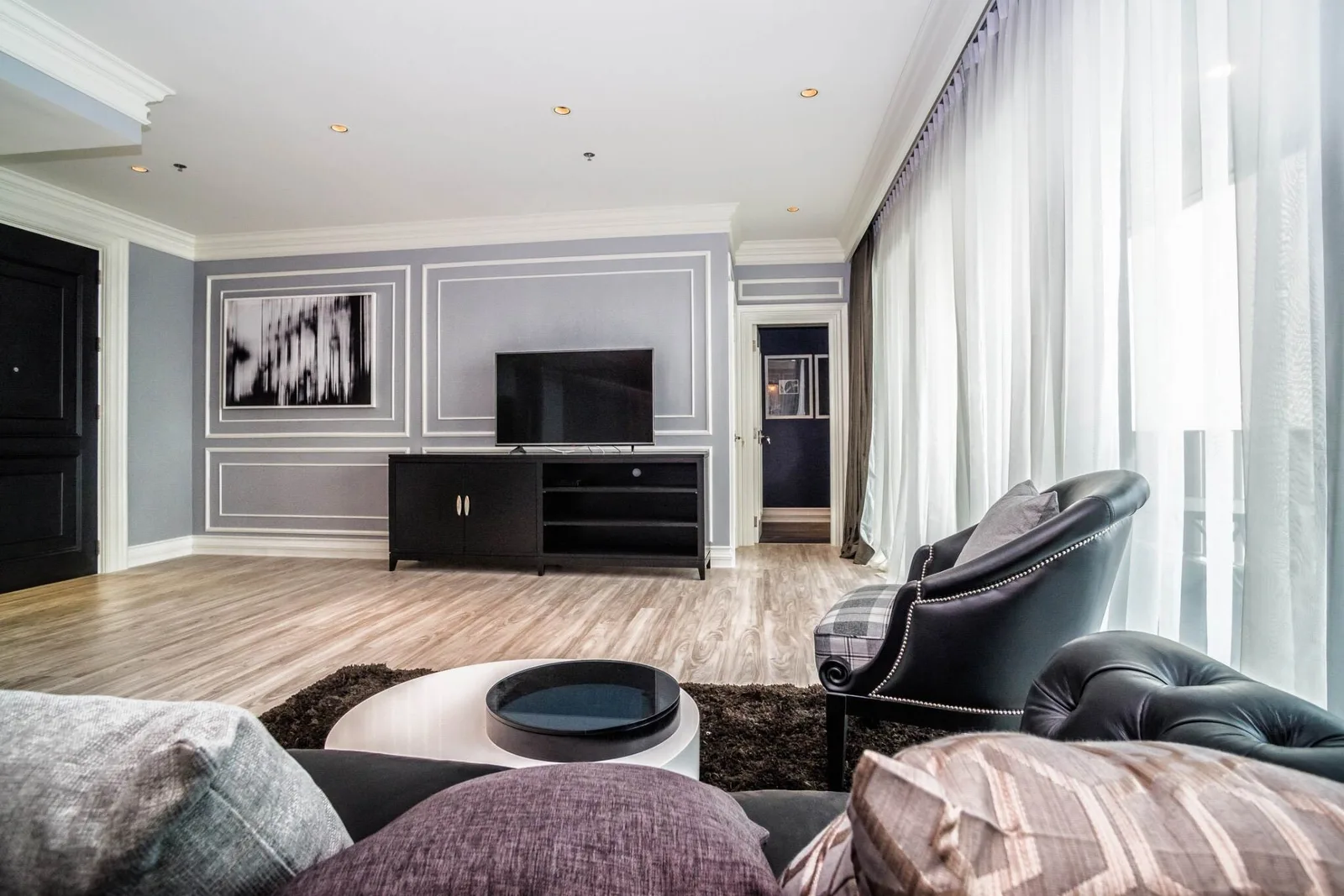 The Emporio Place — photo 5