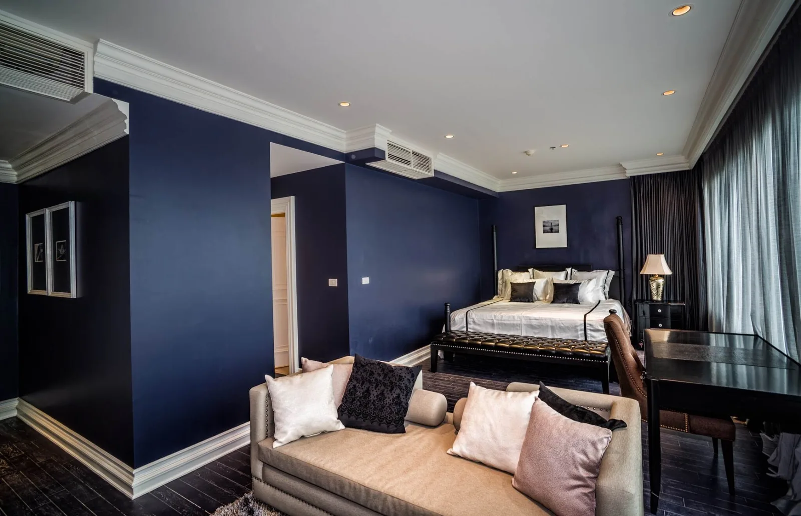 The Emporio Place — photo 10