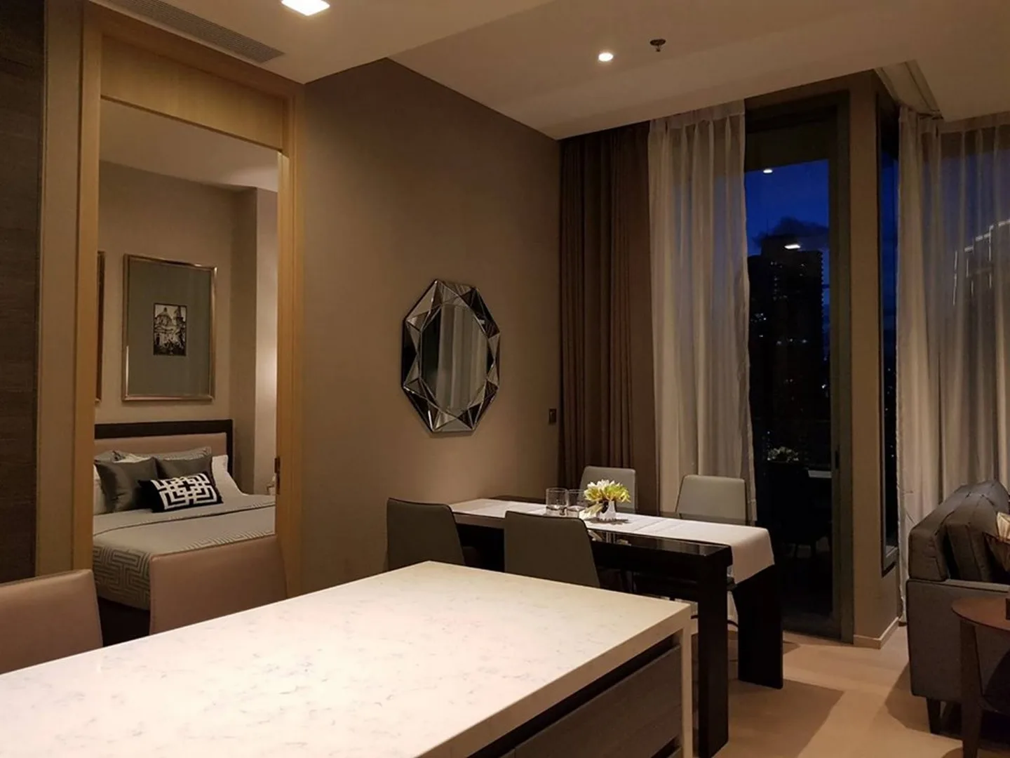 The Esse Asoke — photo 4