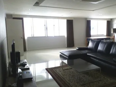 D.S. Tower 1 Sukhumvit 33