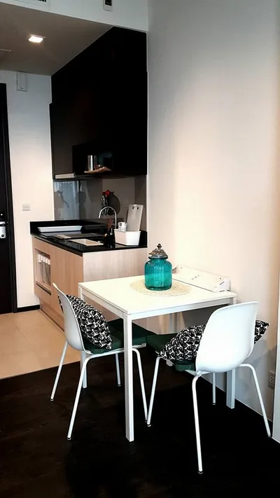 Edge Sukhumvit 23