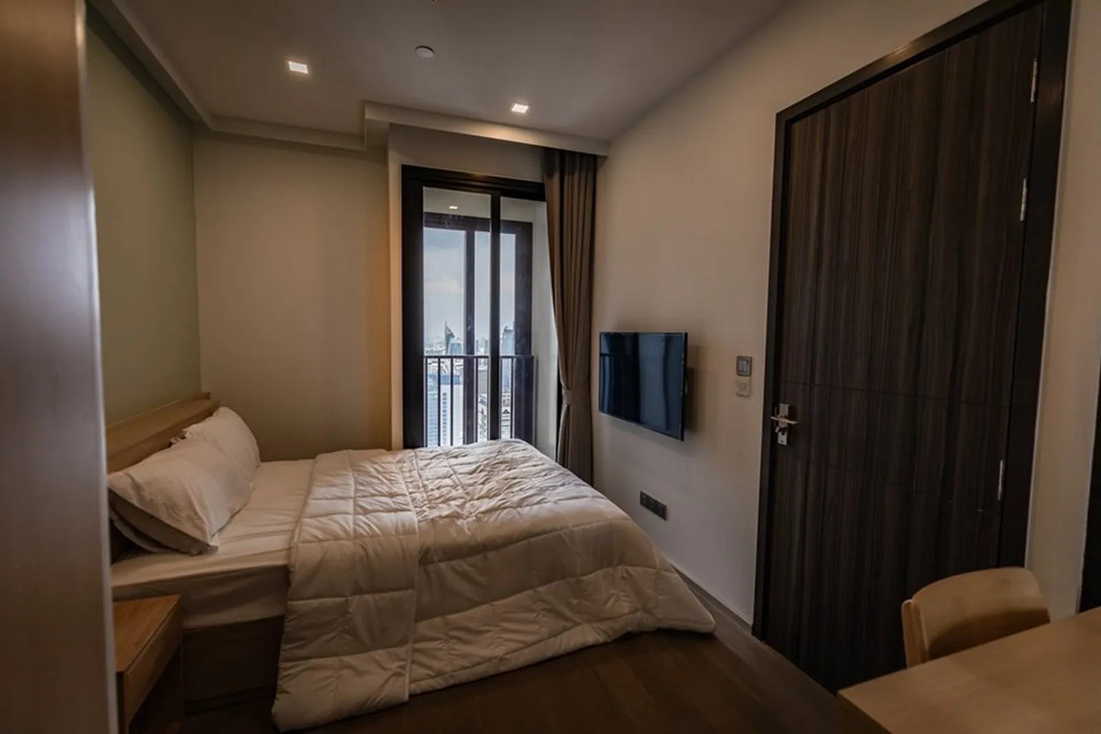 Ashton Asoke — photo 11