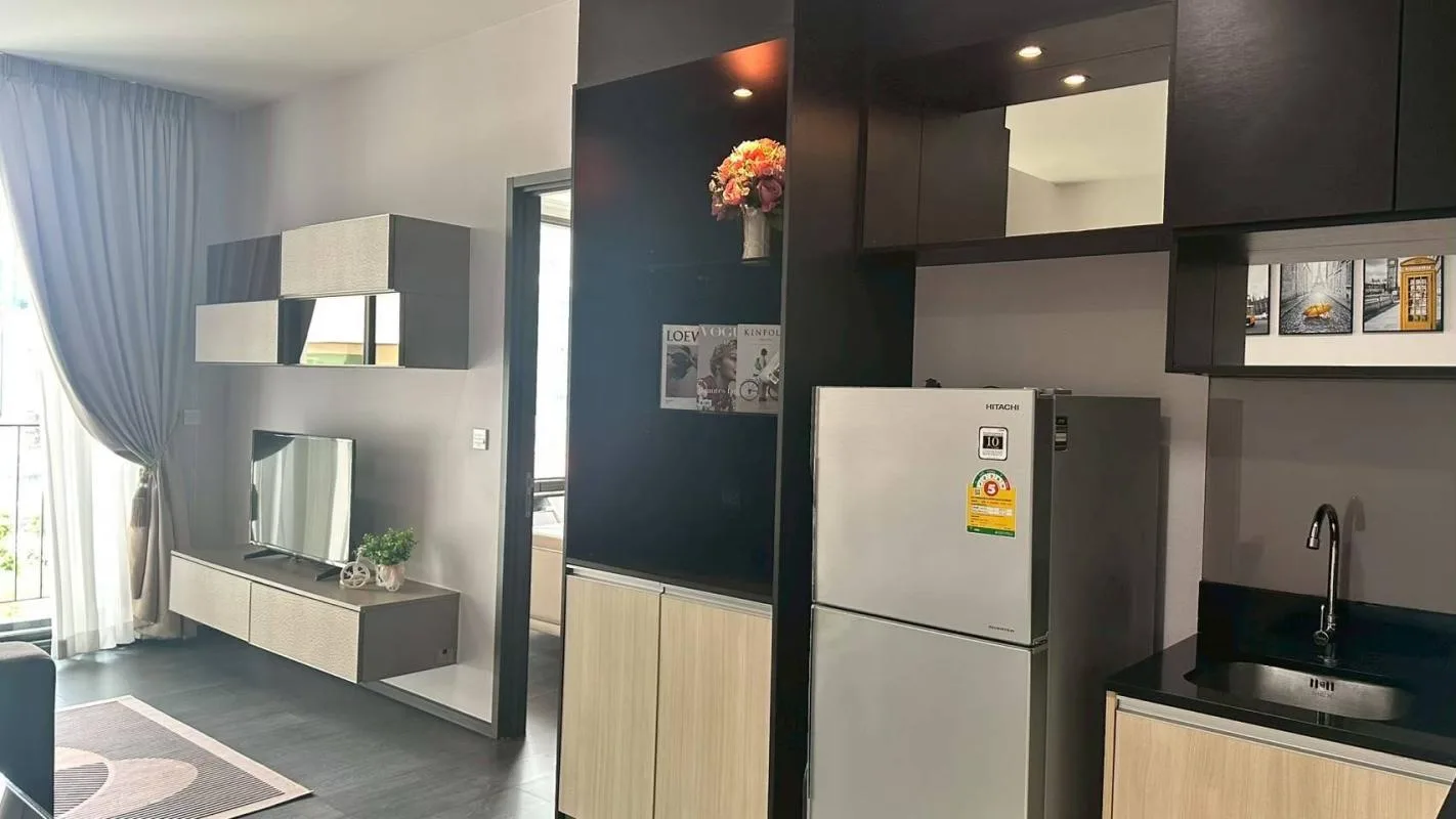 Edge Sukhumvit 23 — photo 2