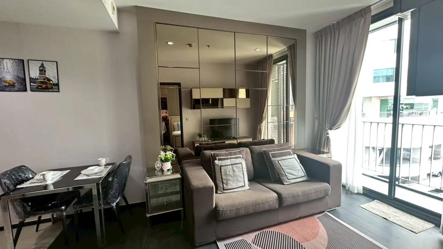 Edge Sukhumvit 23 — photo 3