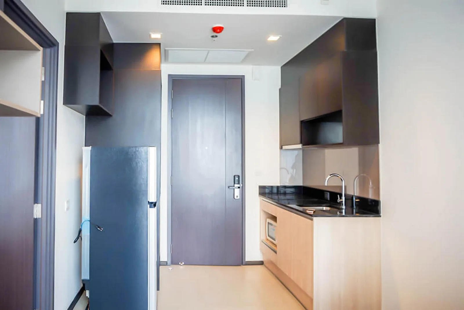 Edge Sukhumvit 23 — photo 11