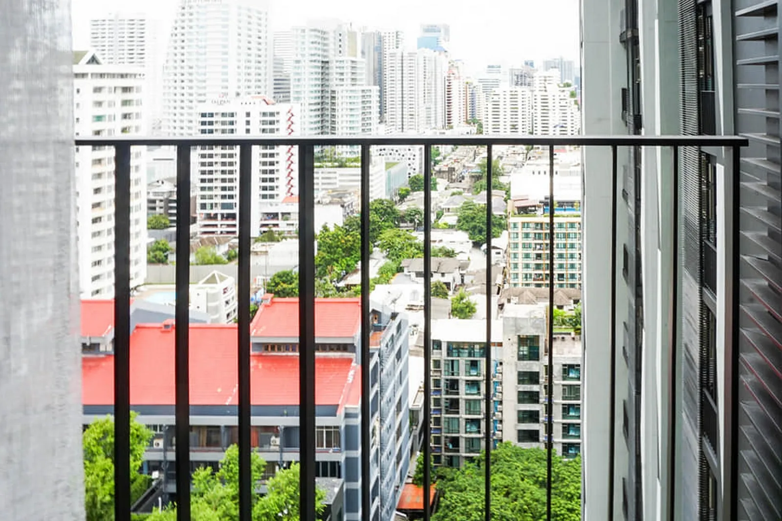 Edge Sukhumvit 23 — photo 8