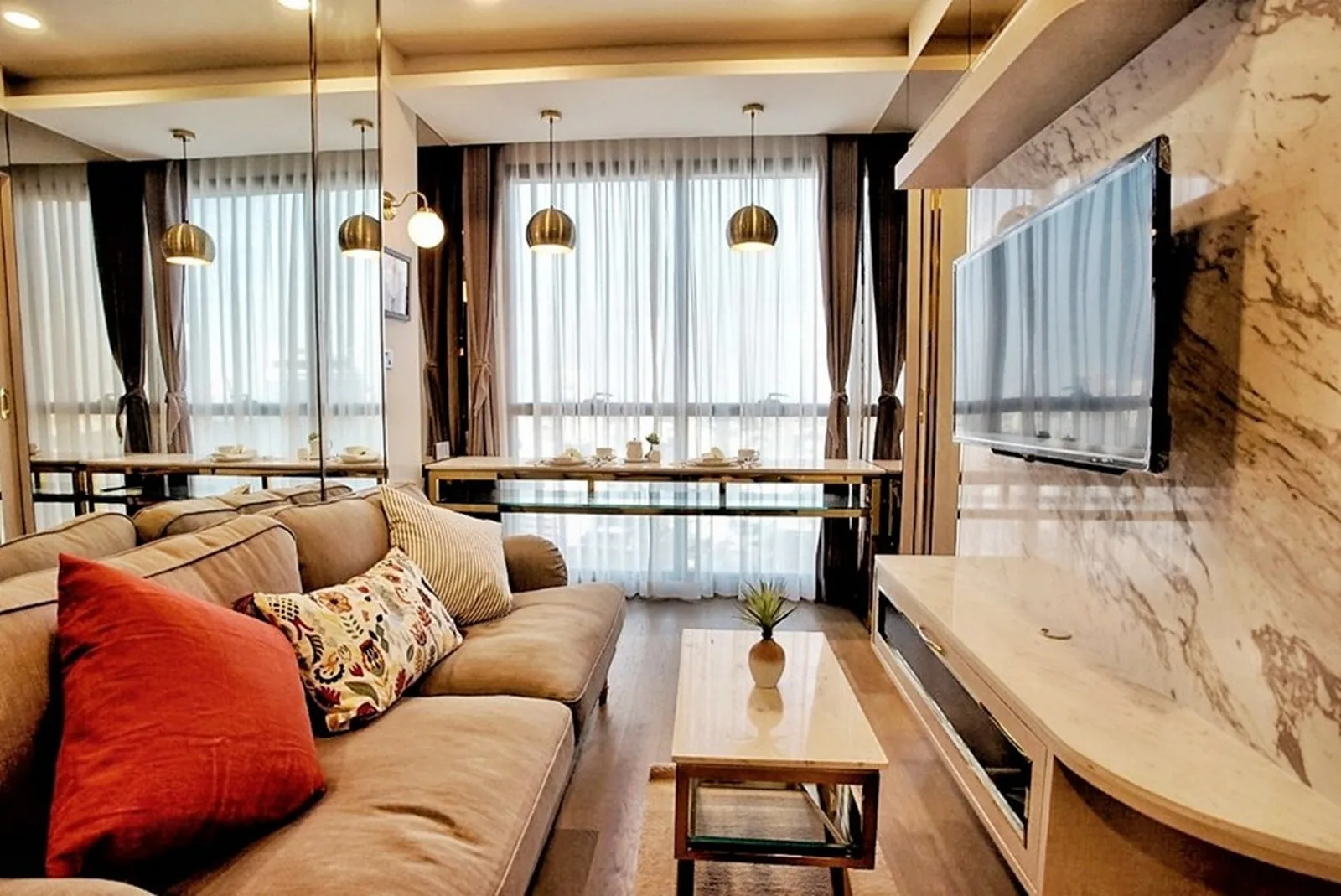 Ashton Chula - Silom — photo 1