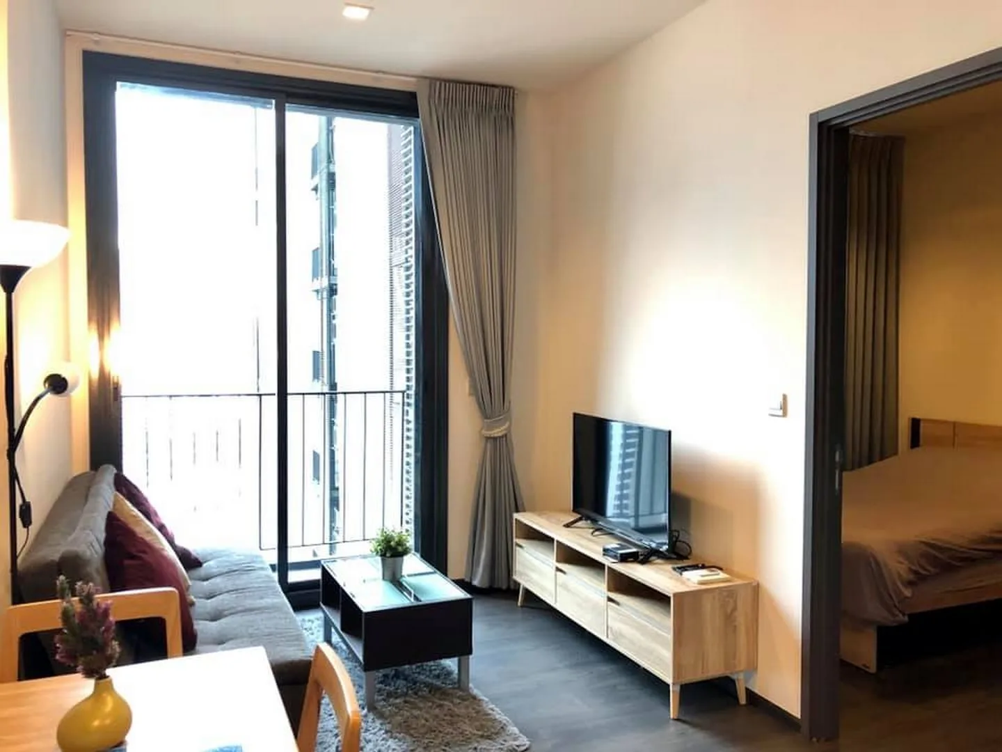 Edge Sukhumvit 23 — photo 1