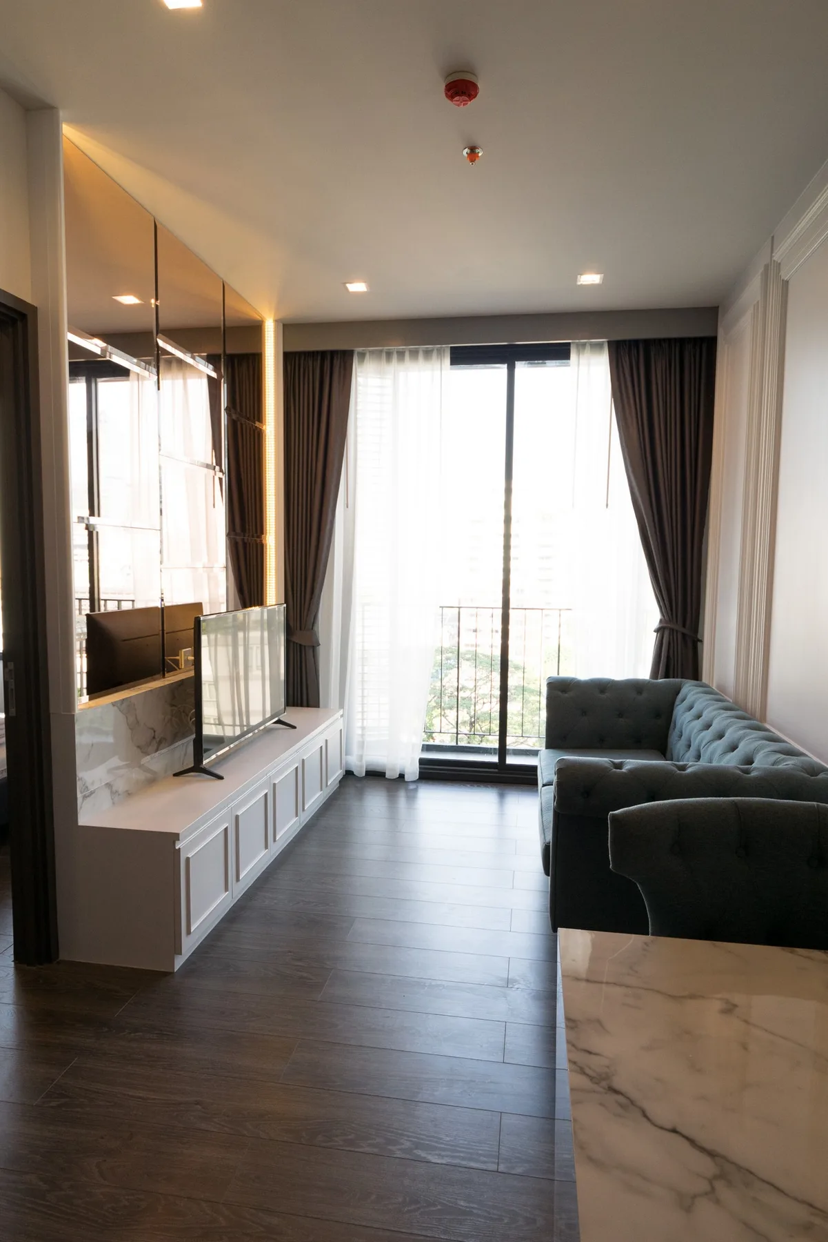 Edge Sukhumvit 23 — photo 3