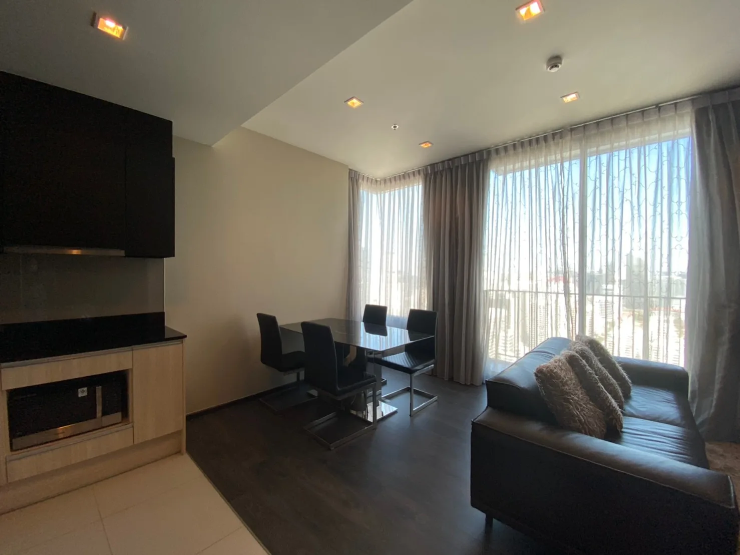 Edge Sukhumvit 23 — photo 5
