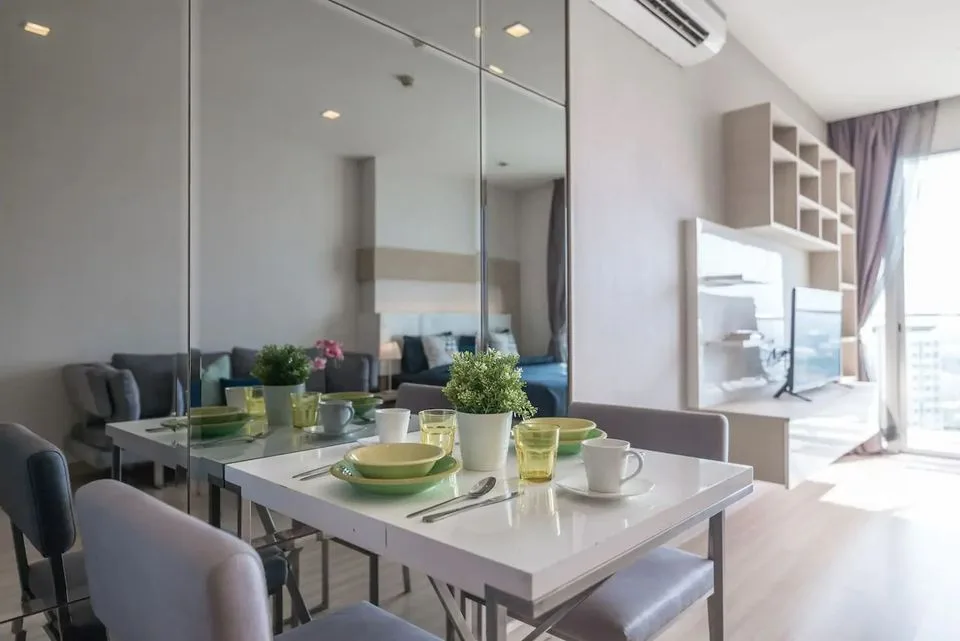 Sky Walk Condominium — photo 2