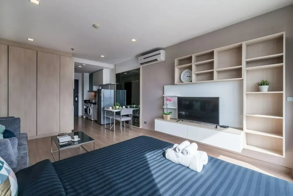 Sky Walk Condominium — photo 4