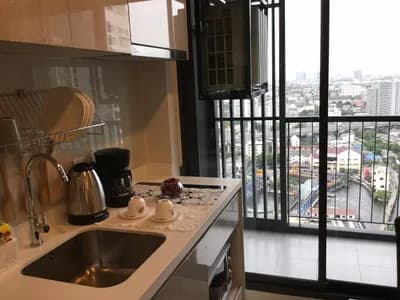 Life Sukhumvit 48