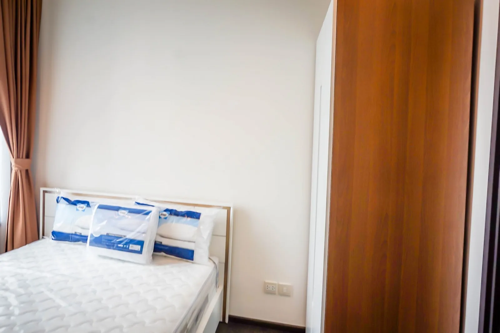Edge Sukhumvit 23 — photo 1